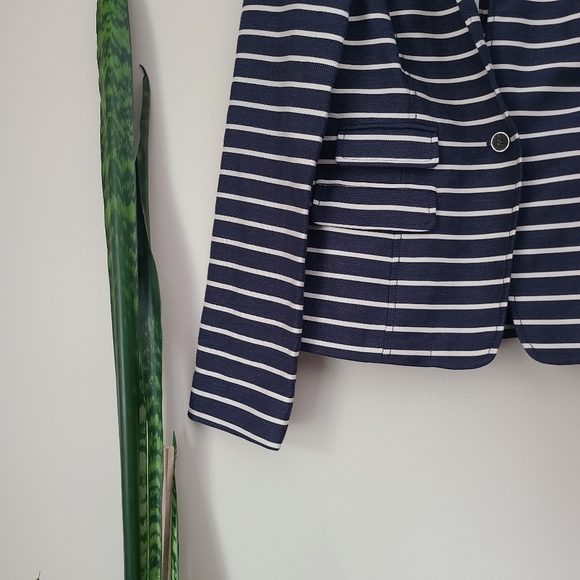 Banana Republic Navy & Cream Striped Blazer - Picture 3 of 9